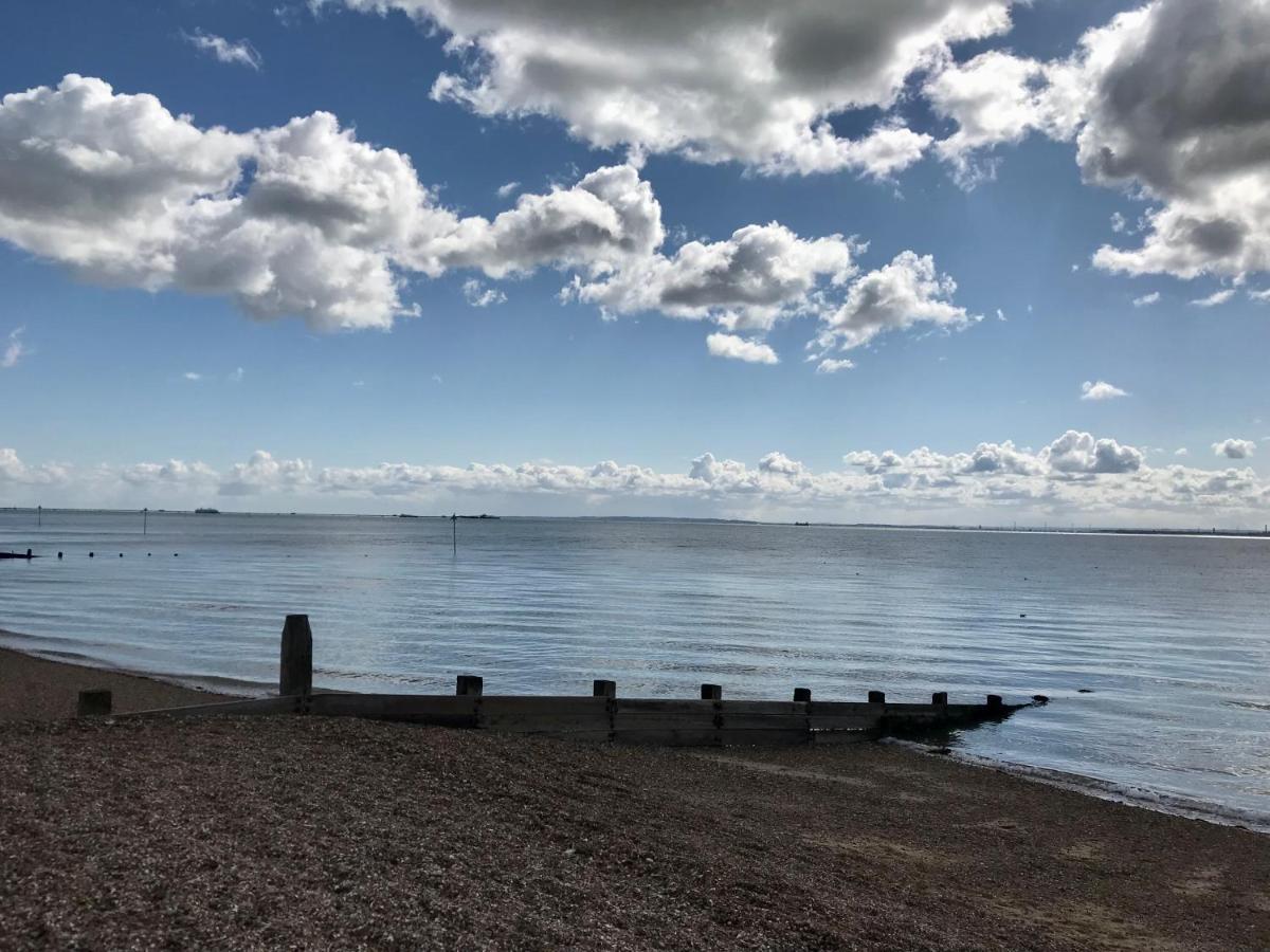 Coastal Apartment Southend-on-Sea Exteriör bild